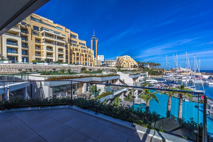 Property for sale in Malta: St. Julians Portomaso laguna apartment - Malta Luxury homes