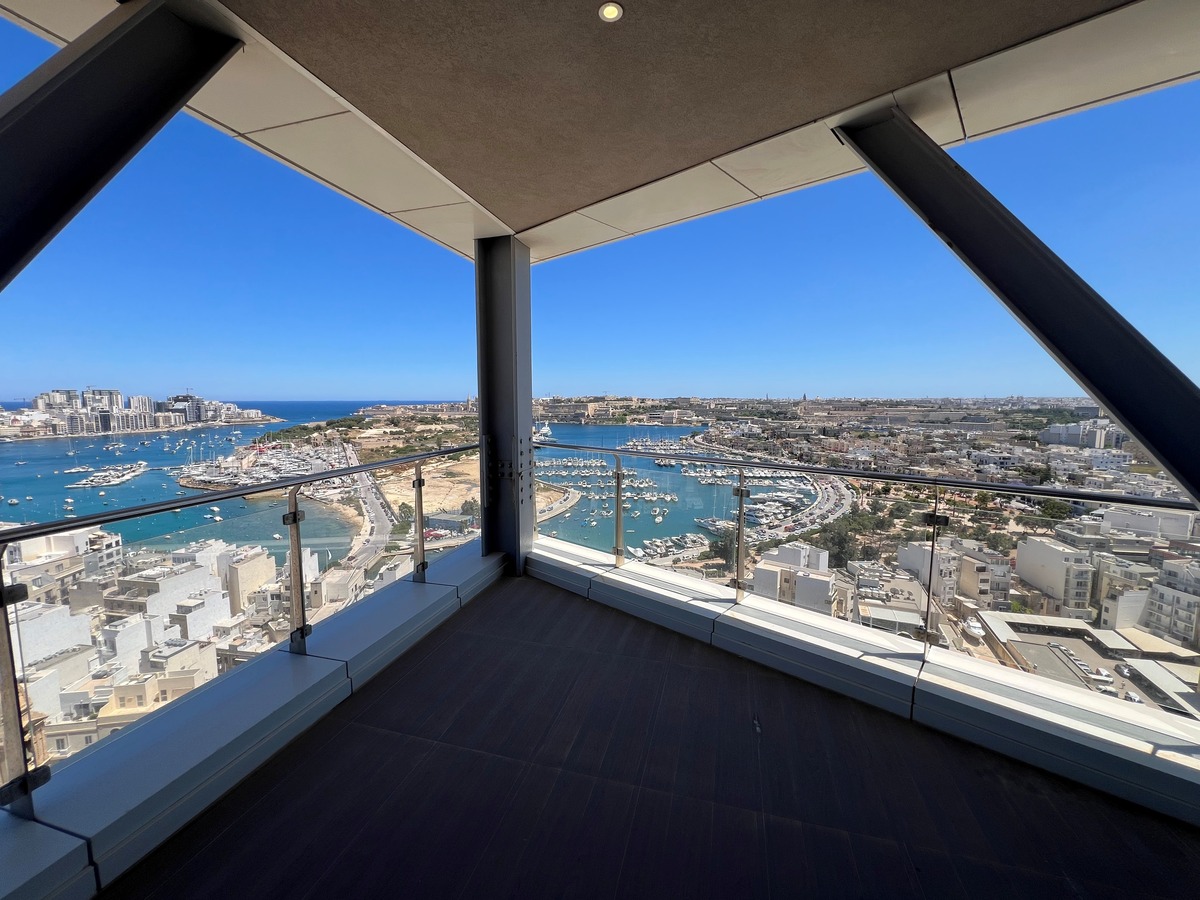 Property For Sale in Malta: Gzira Luxury sea view apartment - Malta Luxury Homes