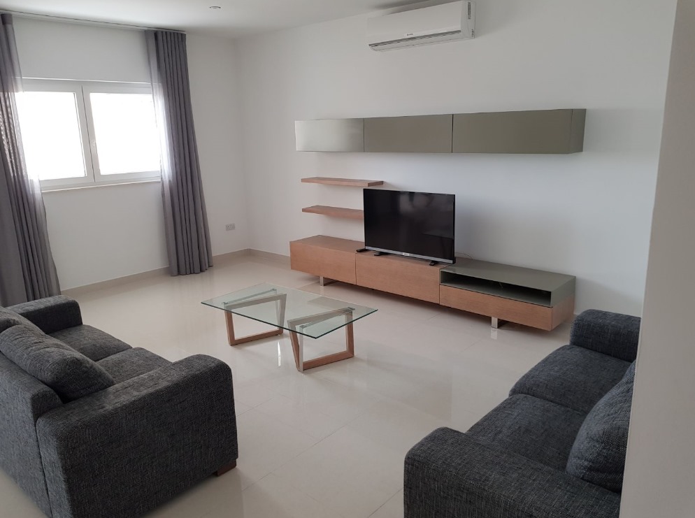 Property for Rent in Malta: Sliema luxury apartment with seaview balcony - Malta Luxury Homes